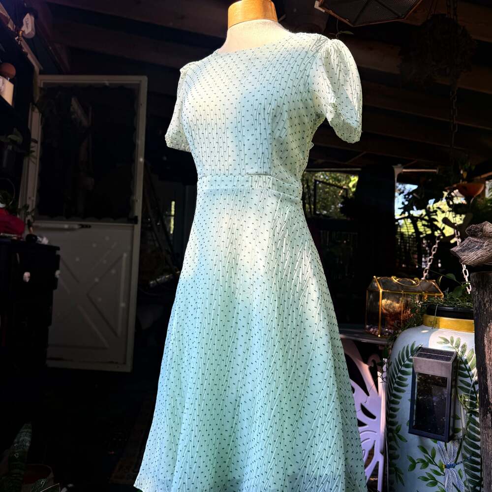 Sunday In Brooklyn Glenda Textured Short Sleeve Blue Dress